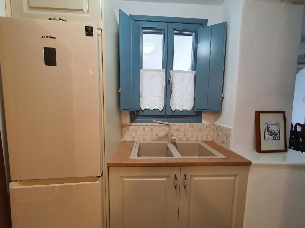 Pyrgos - Traditional House At Kaloxilos, Naxos